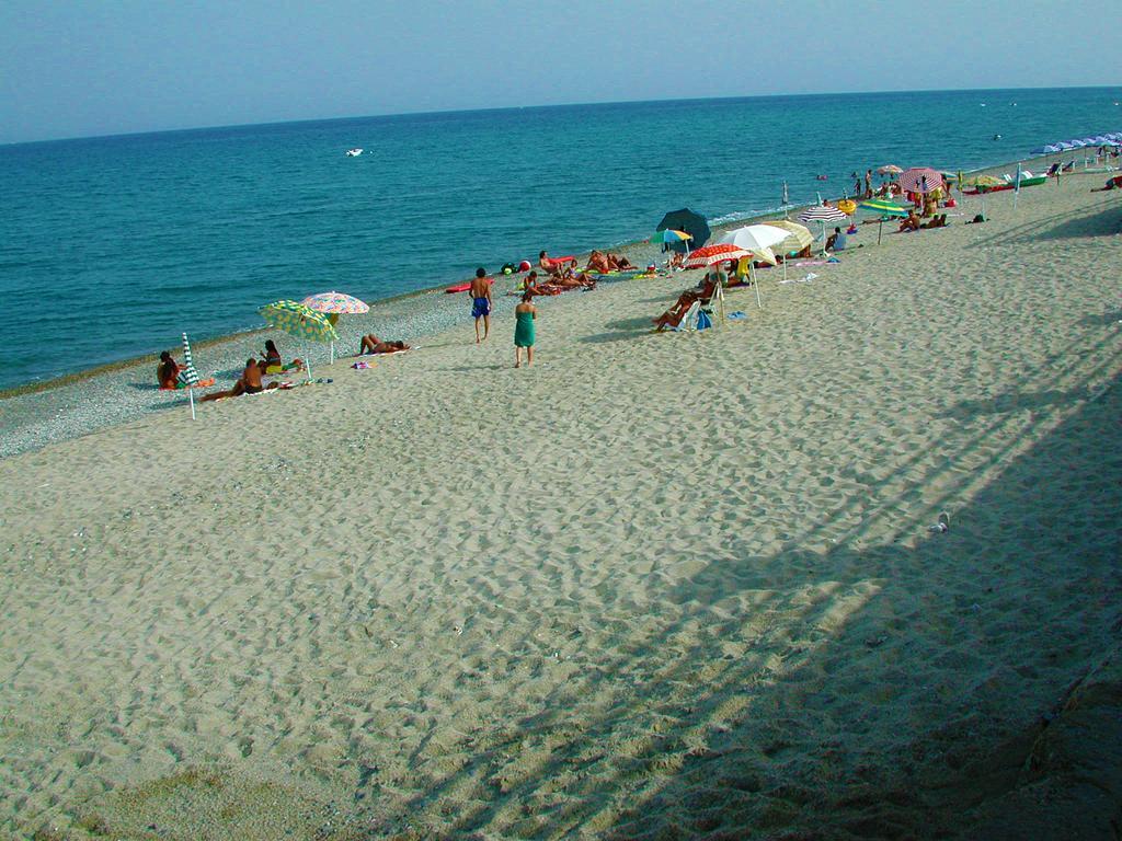 Diving Center Punta Stilo Apartment Екстериор снимка