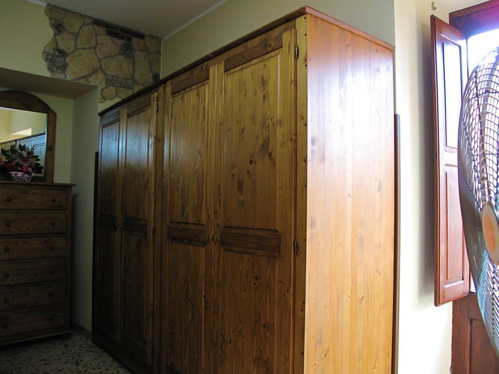 Diving Center Punta Stilo Apartment Стая снимка